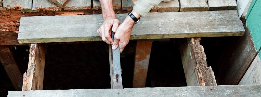 Fine Homebuilding Video Series: How to Build a Deck