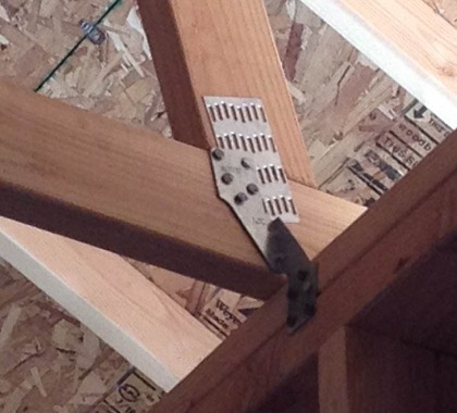 H2.5A Installed on 2x4 Truss Bottom Chord