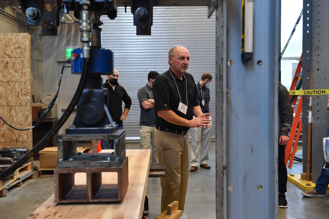 Testing Demo in the Simpson Strong-Tie® Research and Testing Laboratory at WSU