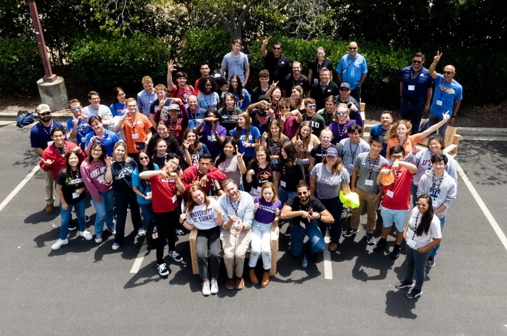 Group Photo of all the scholarship winners